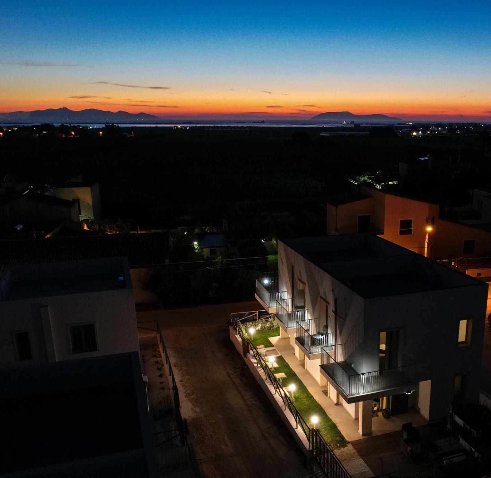 18 Gradi Apartments Марсала Екстериор снимка